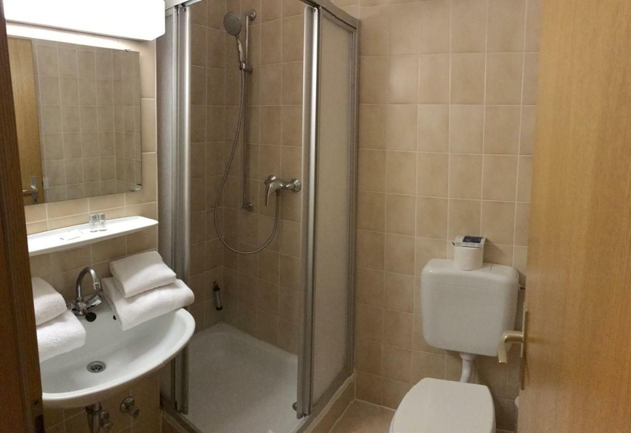 Gaestehaus Der Abtei Sayn Bendorf Dış mekan fotoğraf